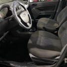 Ford Fiesta Sed. 1.6 8V Flex 4p 2005 Flex-4