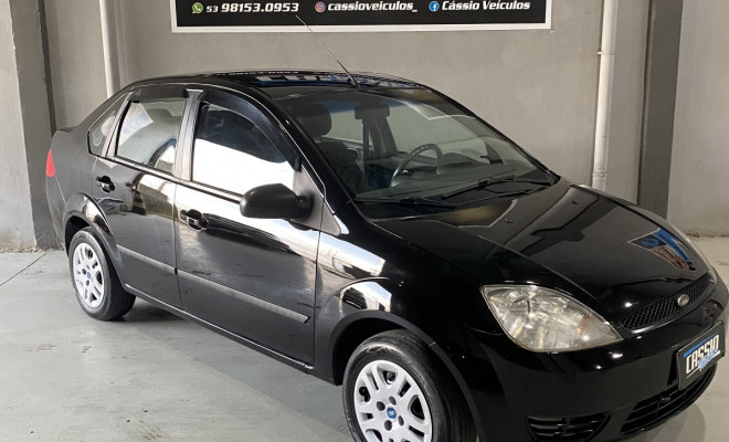 Ford Fiesta Sed. 1.6 8V Flex 4p 2005 Flex-1