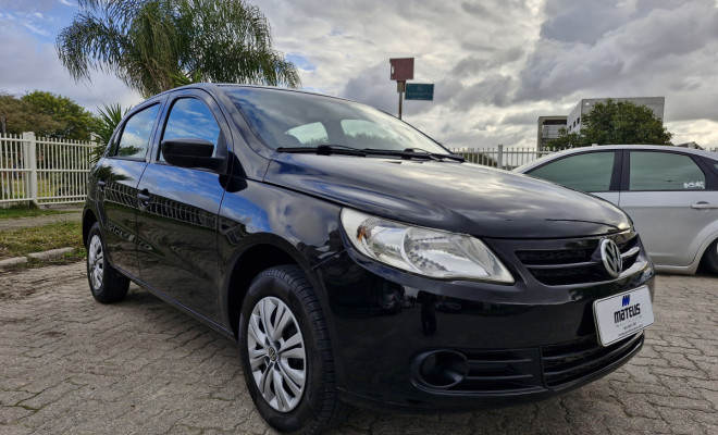 VW - VolksWagen Gol (novo) 1.0 Mi Total Flex 8V 4p 2009 Flex