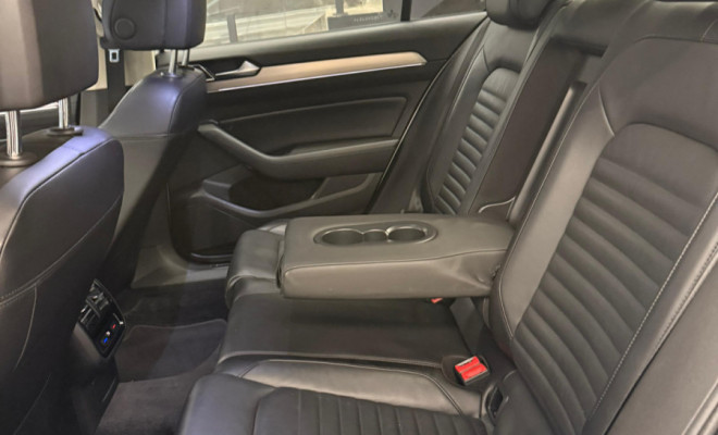 VW - VolksWagen Passat Highline 2.0 TSI 220cv Tip. 2018 Gasolina-3