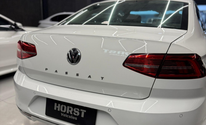 VW - VolksWagen Passat Highline 2.0 TSI 220cv Tip. 2018 Gasolina-12