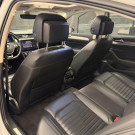 VW - VolksWagen Passat Highline 2.0 TSI 220cv Tip. 2018 Gasolina-2