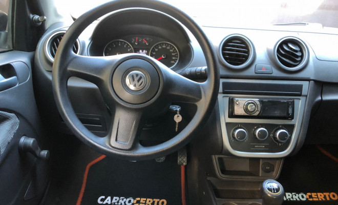 VW - VolksWagen Gol  1.0  2011 Flex 100% Financiado  AC/TROCAS-5