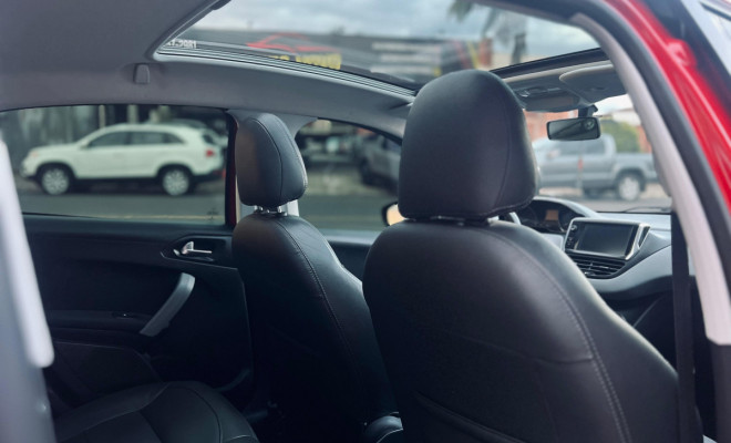 Peugeot 208 Allure 1.5 Flex 8V 5p 2014 Flex-13
