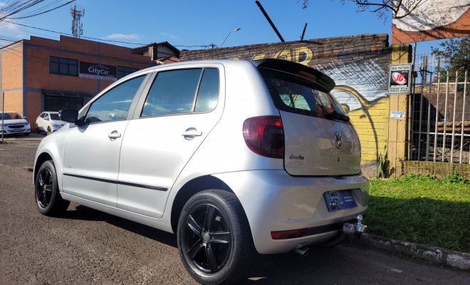 VW - VolksWagen Fox 1.0 Mi Total Flex 8V 5p 2013 Flex-10