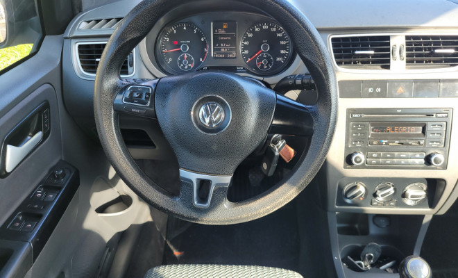 VW - VolksWagen Fox 1.0 Mi Total Flex 8V 5p 2013 Flex-7