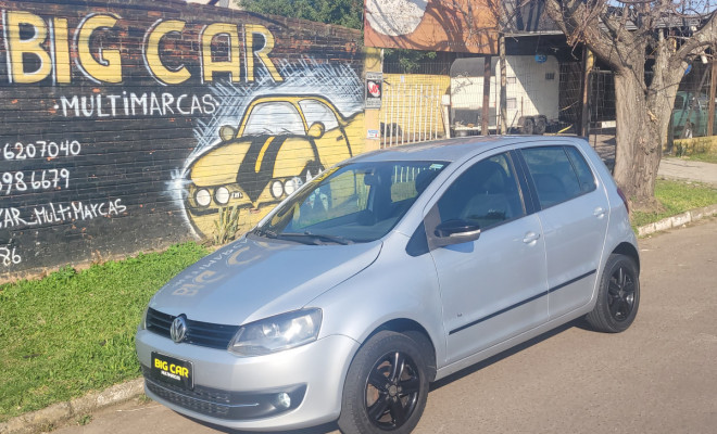 VW - VolksWagen Fox 1.0 Mi Total Flex 8V 5p 2013 Flex-2