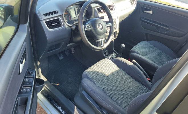 VW - VolksWagen Fox 1.0 Mi Total Flex 8V 5p 2013 Flex-8