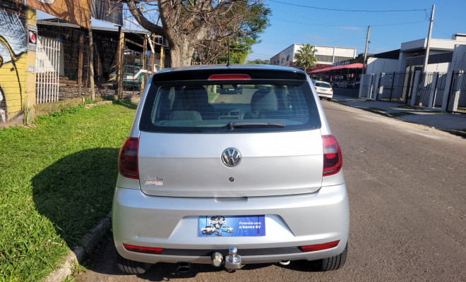 VW - VolksWagen Fox 1.0 Mi Total Flex 8V 5p 2013 Flex-4