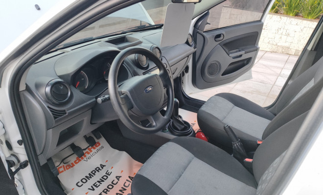 Ford Fiesta 1.0 8V Flex/Class 1.0 8V Flex 5p 2014 Flex-9