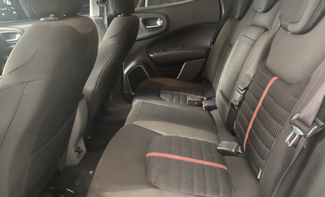 Fiat Toro Freedom 1.8 16V Flex Aut. 2017 Flex-7