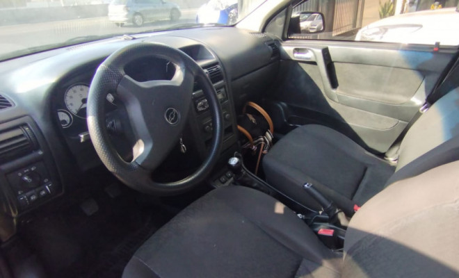 GM - Chevrolet Astra Advantage 2.0 MPFI 8V FlexPower 5p 2011 Flex-8