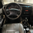 Toyota Hilux SW4 4x4 3.0 8V TB Diesel 2002 Diesel