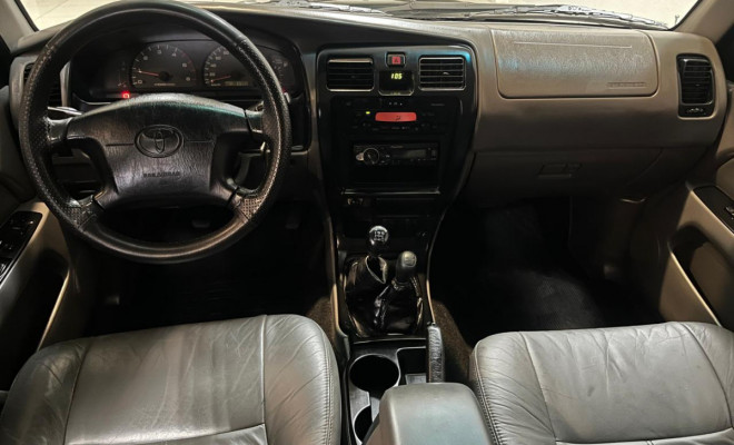 Toyota Hilux SW4 4x4 3.0 8V TB Diesel 2002 Diesel-7