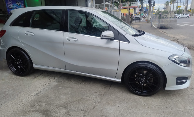 Mercedes-Benz Classe B 200 CGI 1.6 TB Sport 156cv Aut 2015 Flex-6