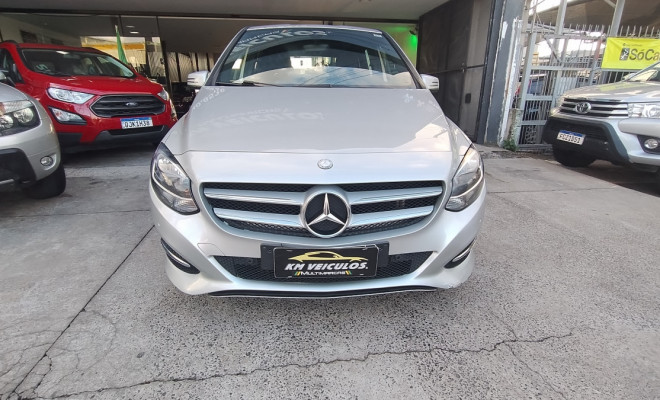Mercedes-Benz Classe B 200 CGI 1.6 TB Sport 156cv Aut 2015 Flex-9