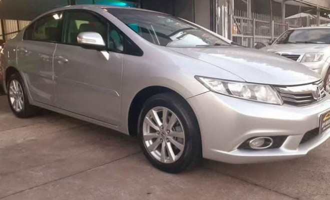 Honda Civic Sedan LXR 2.0 Flexone 16V Aut. 4p 2014 Flex-9
