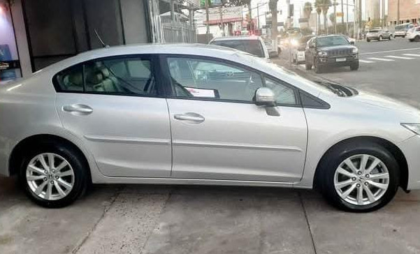 Honda Civic Sedan LXR 2.0 Flexone 16V Aut. 4p 2014 Flex-6