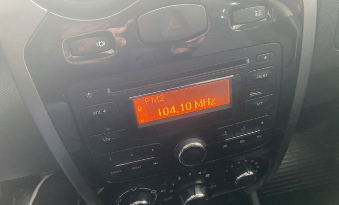 Renault SANDERO Expression Hi-Flex 1.0 16V 5p 2014 Flex-11
