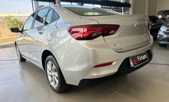 GM - Chevrolet ONIX SEDAN Plus LT 1.0 12V Flex 4p Mec. 2020 Flex-9