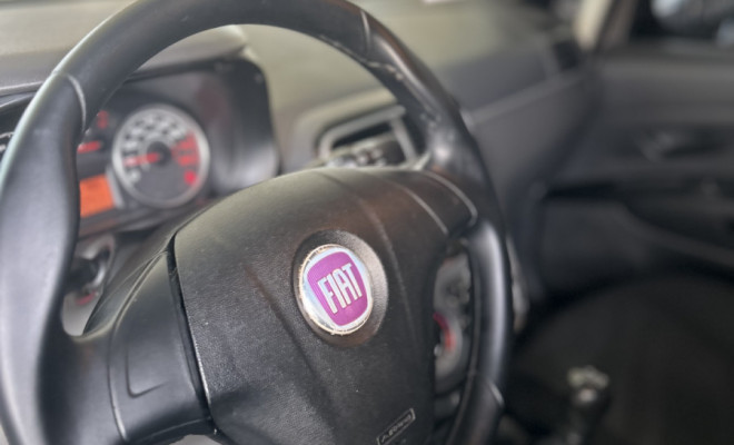 Fiat Punto ATTRACTIVE 1.4 Fire Flex 8V 5p 2012 Flex-11