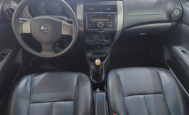 Nissan LIVINA NIGHT&DAY 1.6 16V Flex Fuel Mec. 2012 Flex-10