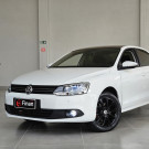 VW - VolksWagen JETTA Comfortline 2.0 T.Flex 8V 4p Tipt. 2014 Flex-0