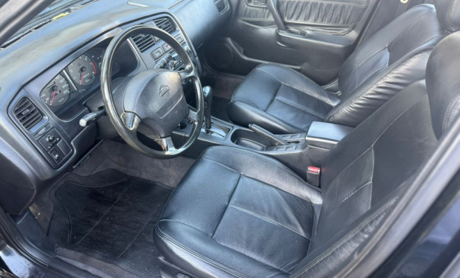 Nissan Primera GXE 2.0 16V 1997 Gasolina-5