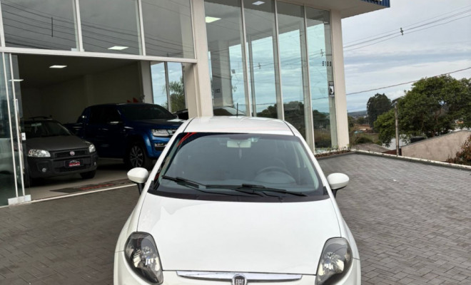 Fiat Punto ATTRACTIVE 1.4 Fire Flex 8V 5p 2014 Flex-1