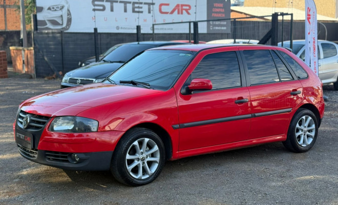 VW - VolksWagen Gol (novo) 1.0 Mi Total Flex 8V 4p 2013 Flex