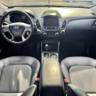 Hyundai ix35 2.0 16V 170cv 2WD/4WD Aut. 2011 Gasolina-9