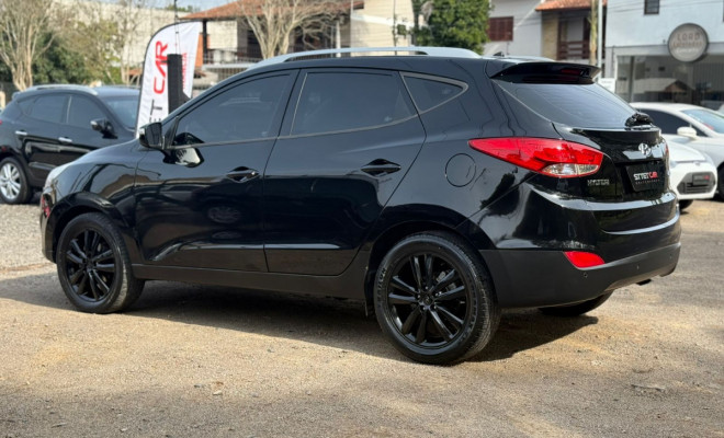 Hyundai ix35 2.0 16V 170cv 2WD/4WD Aut. 2011 Gasolina-2