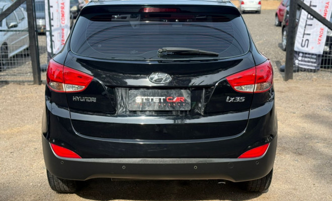 Hyundai ix35 2.0 16V 170cv 2WD/4WD Aut. 2011 Gasolina-4