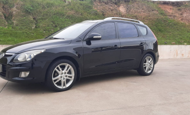 Hyundai i30cw 2.0 16V 145cv Aut. 5p 2011 Flex-0