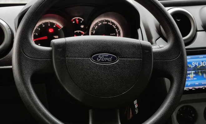 Ford Fiesta 1.6 8V Flex/Class 1.6 8V Flex 5p 2013 Flex-6