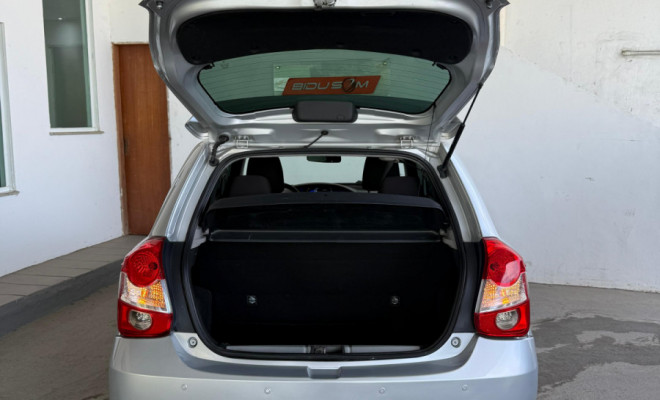 Toyota ETIOS XS 1.5 Flex 16V 5p Mec. 2018 Flex-17
