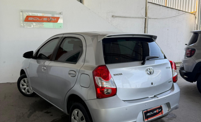 Toyota ETIOS XS 1.5 Flex 16V 5p Mec. 2018 Flex-15