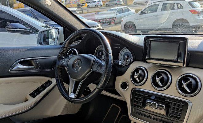 Mercedes-Benz Classe A 200 1.6 TB 16V Style 156cv Aut. 2014 Flex-6