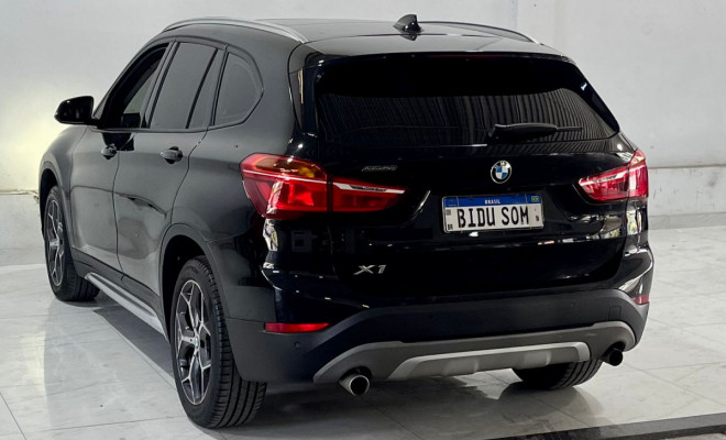 BMW X1 SDRIVE 20i 2.0/2.0 TB Acti.Flex Aut. 2018 Flex-12