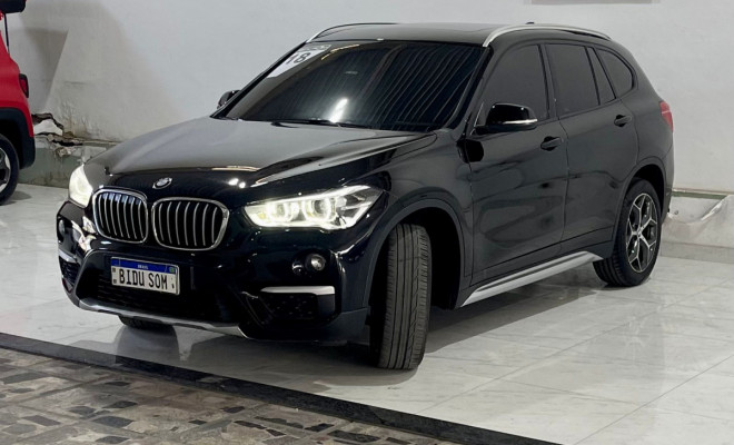 BMW X1 SDRIVE 20i 2.0/2.0 TB Acti.Flex Aut. 2018 Flex-1
