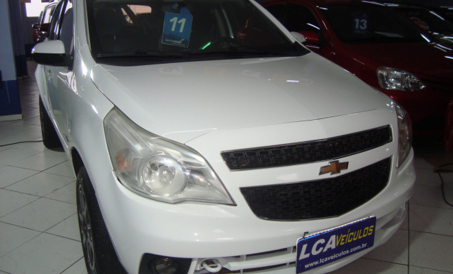 GM - Chevrolet AGILE LTZ 1.4 MPFI 8V FlexPower 5p 2011 Flex