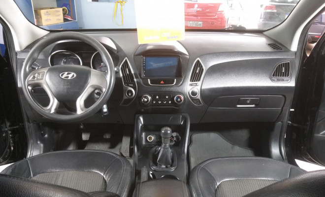 Hyundai ix35 2.0 16V 170cv 2WD/4WD Mec. 2011 Gasolina-5