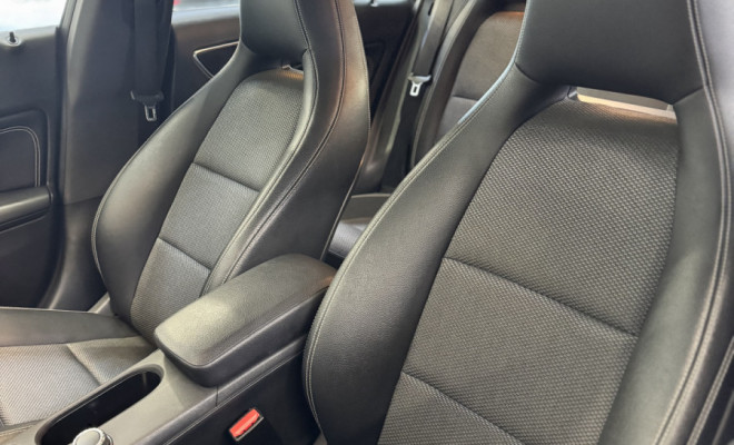 Mercedes-Benz CLA-180 1.6 16V 122cv Aut. 2018 Gasolina-7