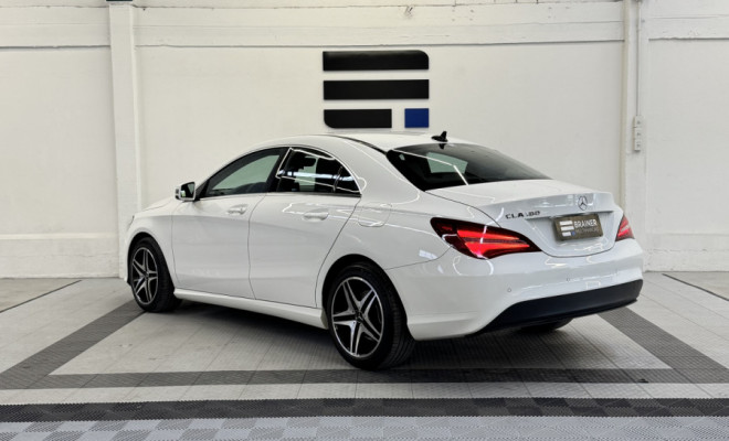 Mercedes-Benz CLA-180 1.6 16V 122cv Aut. 2018 Gasolina-1