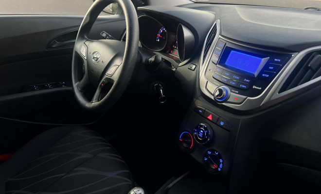 Hyundai HB20 Comf./C.Plus/C.Style 1.0 Flex 12V 2015 Flex-8