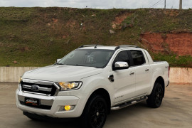 RANGER LIMITED 3.2 CD 4x4 Automática 2017 Diesel - Potência, sofisticação e tecnologia em cada detalhe!