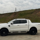 RANGER LIMITED 3.2 CD 4x4 Automática 2017 Diesel - Potência, sofisticação e tecnologia em cada detalhe!