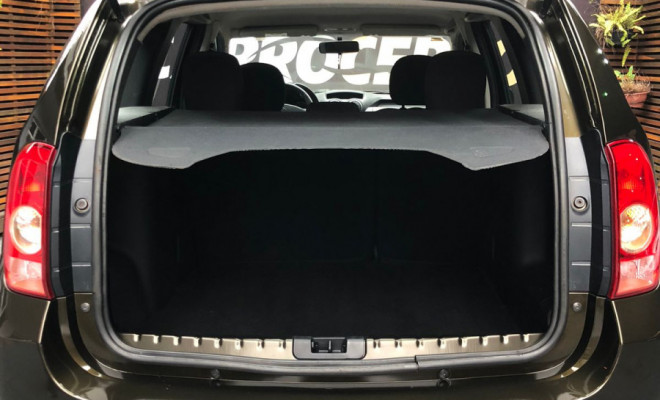 Renault DUSTER Dynamique 2.0 Mec. 2014 Flex  Ótimo estado de conservação-8
