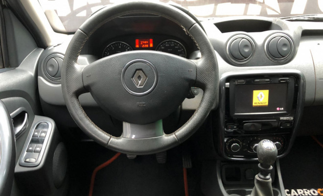 Renault DUSTER Dynamique 2.0 Mec. 2014 Flex  Ótimo estado de conservação-5