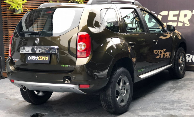 Renault DUSTER Dynamique 2.0 Mec. 2014 Flex  Ótimo estado de conservação-2